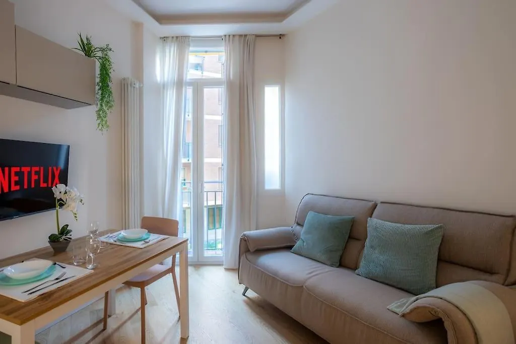 Apartment Duomo-Fiera Mi Master Suite Design Wifi+Netflix Milan