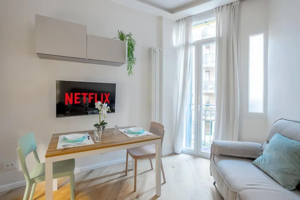 Apartment Duomo-Fiera Mi Master Suite Design Wifi+Netflix Milan