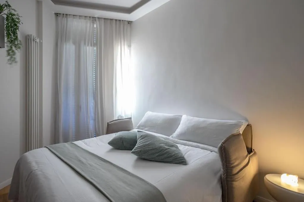 Duomo-Fiera Mi Master Suite Design Wifi+Netflix Milan Apartment